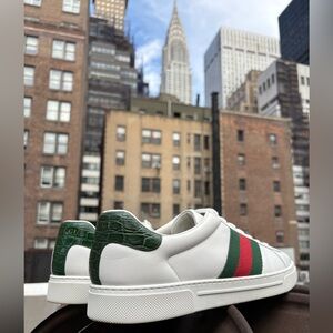 Men's Gucci ACE Sneakers (US 10.5-11)